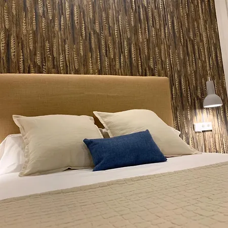 Trinidad 4 *